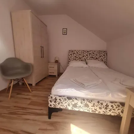 Goscinne Lenaili Maison d'hôtes *