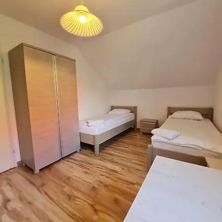 Goscinne Lenaili * Jarosławiec