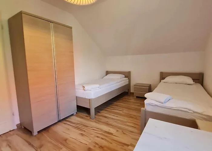 Goscinne Lenaili * Jarosławiec