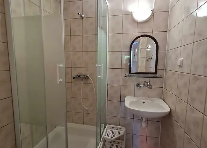 Pensión Goscinne Lenaili *